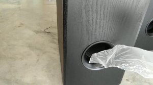 F&D T60x Wireless Portable Bluetooth Speaker (Brown) unboxing and Bass test