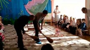 Игра Мамины помощники