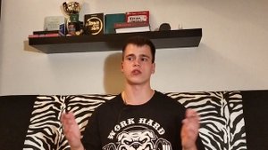Друзья Парни у Девушки | Олений хоровод