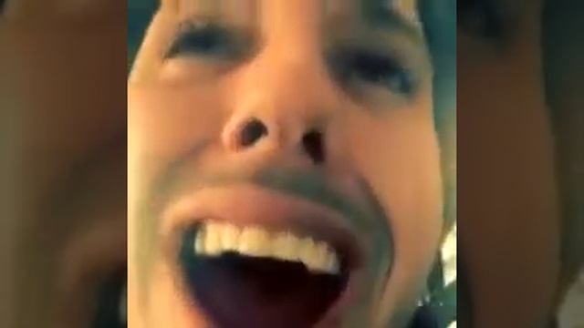 видеообращение Оливера Сайкса к фанатам из России смотреть онлайн