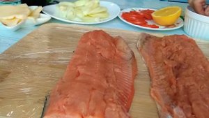 Сочная горбуша в духовке.