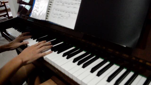 Croatian Rhapsody - Maksim Mrvica piano cover смотреть онлайн