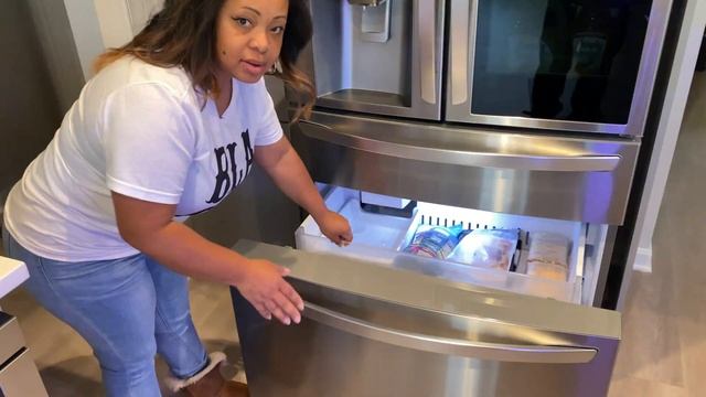 LG Door in Door Refrigerator | House to Home Series смотреть онлайн