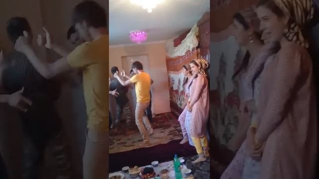 2000 рум шерои нар ба пеш смотреть онлайн