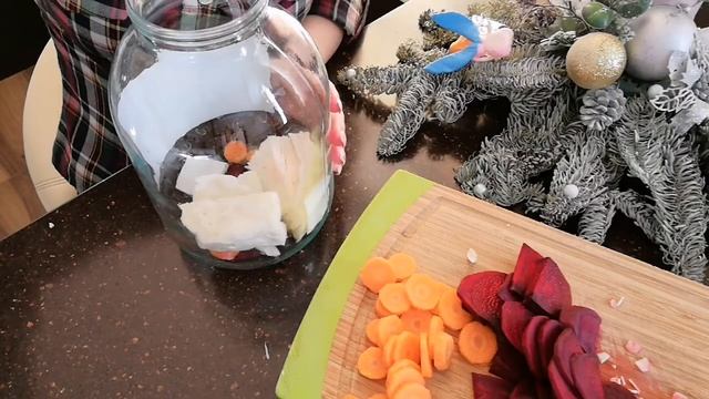 Мариновая капуста с буряком. Пелюстка.. Очень вкусный рецепт