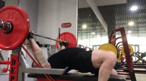 Жим штанги лёжа на скорость с резиной 75 на (2+1)
