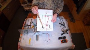 Принцип работы спускового устройства кротоловки газонного типа