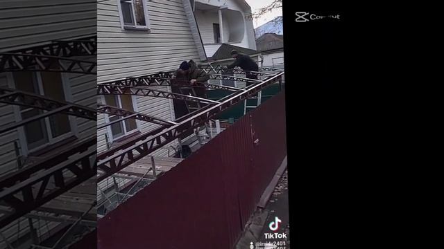 Пристенный навес
