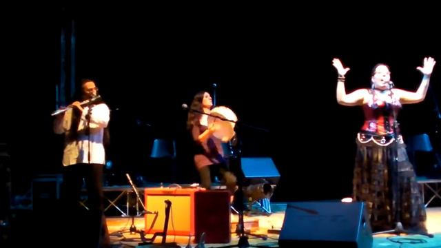 Concerto di Eugenio Bennato-Rosa Canta e cunta- Francesca Amato смотреть онлайн