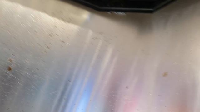 Обмерзание кондиционера в результате загрязнения.Чистим кассетник. смотреть онлайн