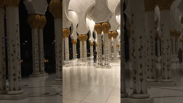 Sheikh Zayed Mosque смотреть онлайн