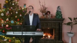 " Новий рік", пісня Маші Собко, у виконанні Богдана Бойка.