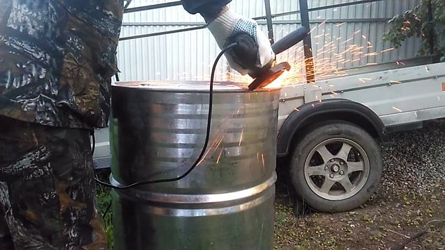 Вырезаем крышку бочки смотреть онлайн