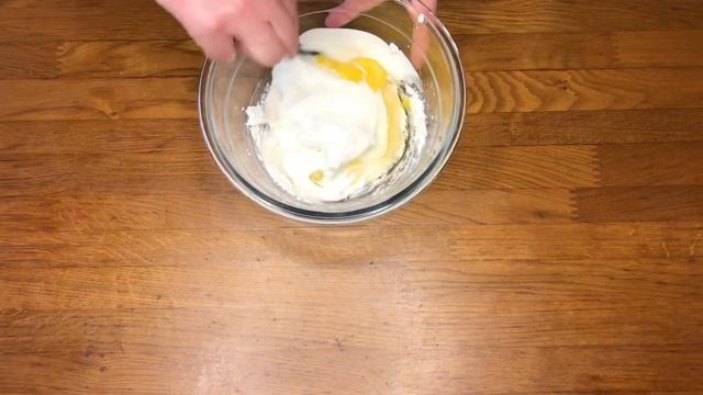 Пирог с творогом и ягодами.Быстрая выпечка К ЧАЮ. смотреть онлайн