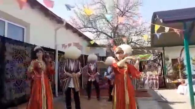 Жшс ясли сад "Согдиана" Город Кентау "узбекский танец" смотреть онлайн