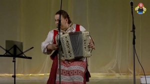 "Я НА КАМУШКЕ СИЖУ" Народный ансамбль "БЕЛАЯ РУСЬ" в гостях у "МИТРОФАНОВНЫ"