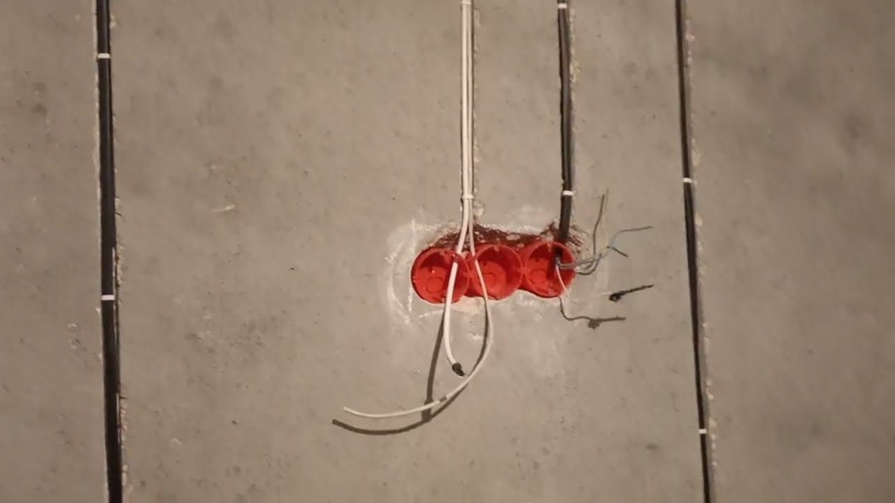 Электрик в Брянске. Электромонтаж в новостройке. День второй,завершение работы. смотреть онлайн