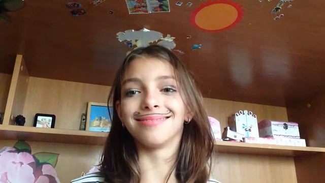 У Меня выросли усы????😱 смотреть онлайн