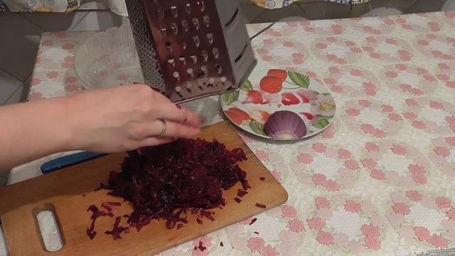 Свекольный салат, Простой и Вкусный