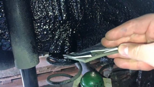 Ravon R2 жидкие подкрылки. Немало шума исходит и из колесных арок, поэтому обрабатываем их смотреть онлайн