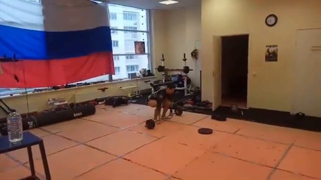 Тренировка по кроссфита. 1 часть. Тайский бокс. Ратманский С.И. СК "Black Horse", Екатеринбург смотреть онлайн