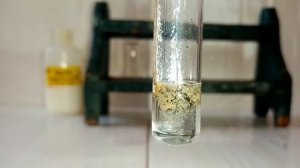 Реакция НИТРАТА РТУТИ и ГИДРОКСИДА НАТРИЯ. Получение ОКСИДА РТУТИ HgO. Опыты по химии.Эксперименты