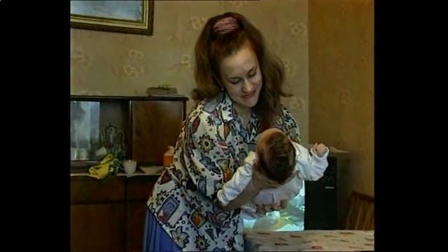 Новорожденный Как правильно носить грудничка смотреть онлайн