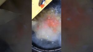Уха из форели на костре в казане