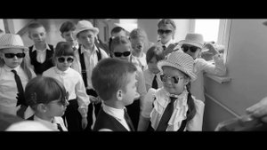 Видео в стиле мафии от выпускников