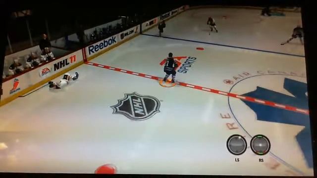 NHL 11 - season ending injury aftermath смотреть онлайн
