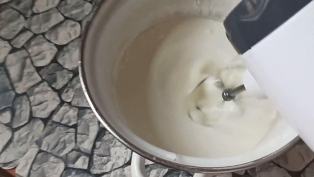 Прогулка и рецепт .Самое вкусное сливочное масло из козьего молока #козьемасло #словочноемасло