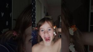 Мам купи мне сандалики ты достала Ты доча Ну блин