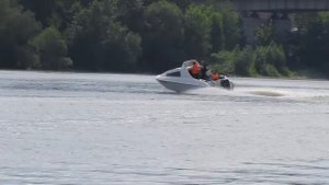 DIY Plywood boat Самодельный катер по мотивам "Радуги".wmv