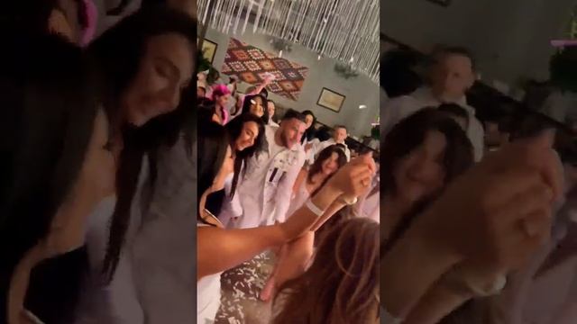 Девушка Армянка ?? Armenian Music Армянская Музыка?