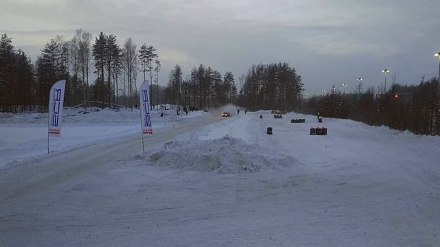 13.01.19г. #23 Ford Sierra. Видеосъемка Сергея Будрова. смотреть онлайн