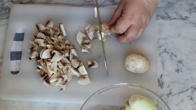 Тонкие блинчики на молоке получаются всегда! Блины-мешочки с начинкой из курицы и грибов