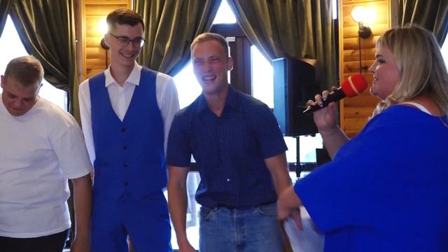 ведущая праздников Елена Тащилина