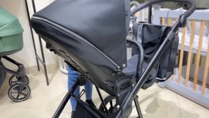 Детальний огляд коляски 2 в 1 Roan Ivi 2022