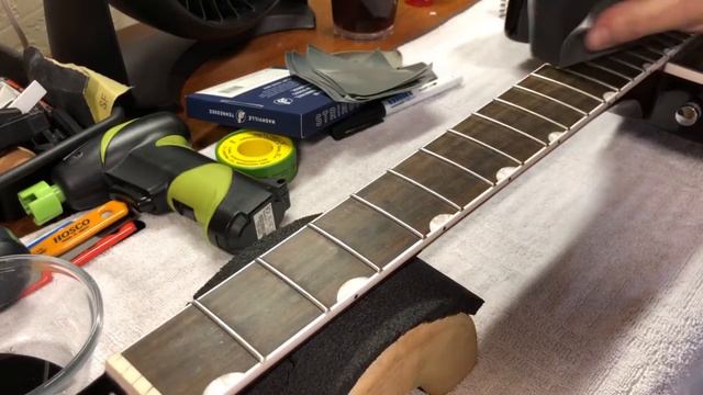 Can a Bigsby Stay in Tune? Advanced Guitar Setup Techniques смотреть онлайн