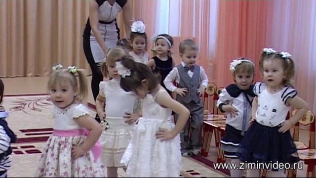 Детишки в детском саду