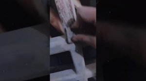 Перегородка из старой деревянной двери. Зонирование.