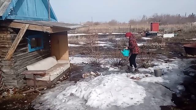 Управляюсь. Леплю вареники. Готовлю баню. смотреть онлайн