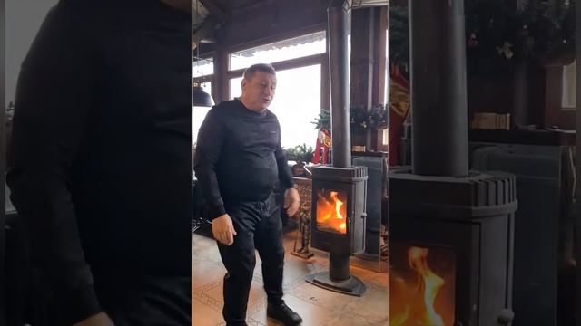 Анекдот про грузина и пукающего мальчика смотреть онлайн