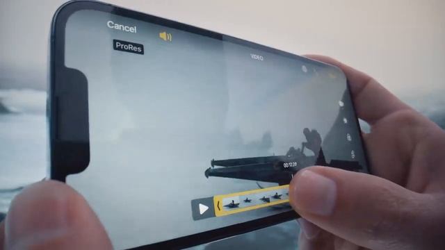 i phone 13 pro XDR display with ProMotion смотреть онлайн