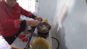 Дёшево и вкусно! Куриные шеи в сковороде, Любимый рецепт!