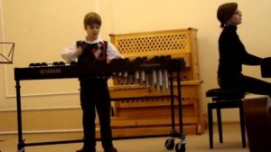 игра на ксилофоне