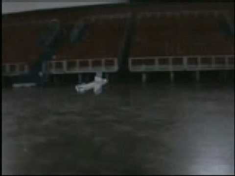 INDOOR смотреть онлайн