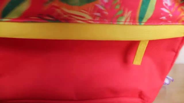 Покупки и подарки в Ив Роше в мае смотреть онлайн