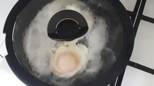 ЯЙЦО ПАШОТ НА СКОВОРОДКЕ,БЕЗ ЖИРА!!?