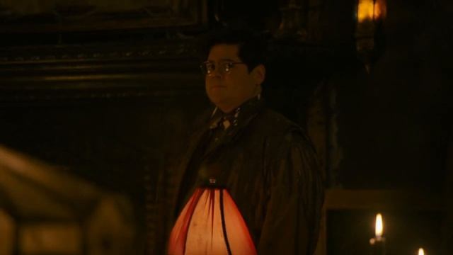 guillermo looking at the camera for 2 minutes and 20 seconds смотреть онлайн